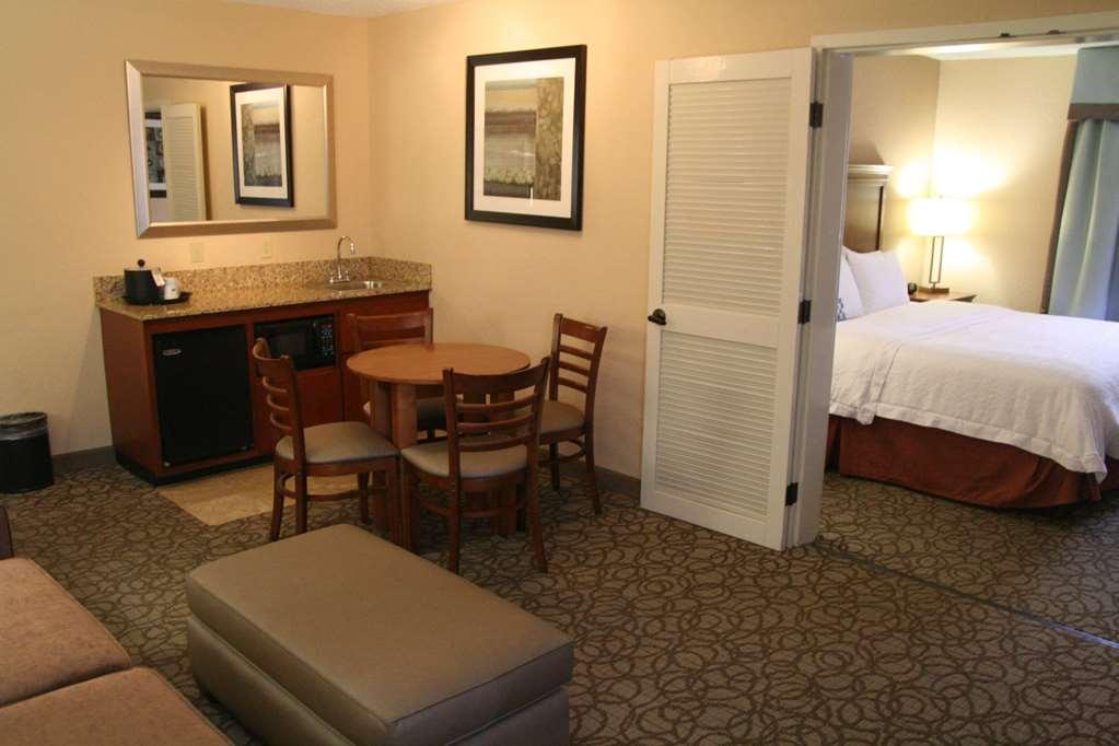 Hampton Inn גיינסוויל חדר תמונה