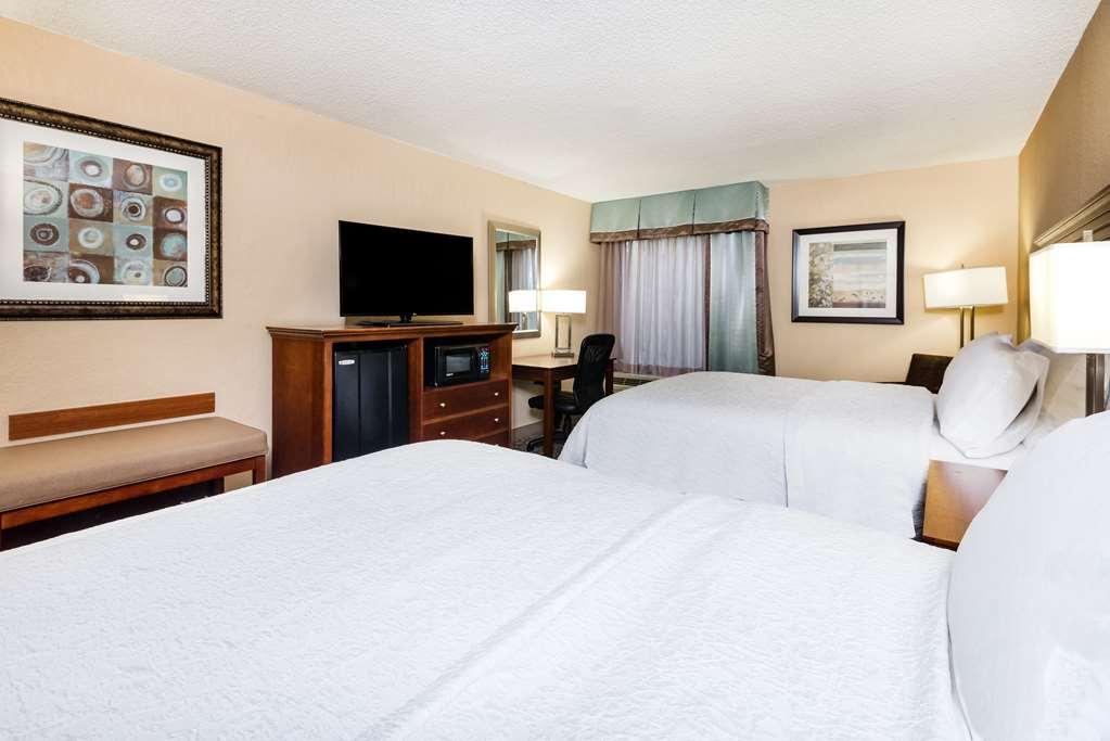 Hampton Inn גיינסוויל חדר תמונה