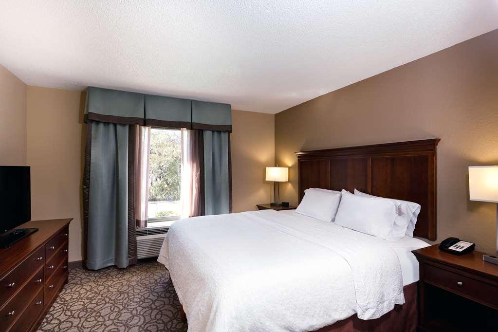 Hampton Inn גיינסוויל חדר תמונה