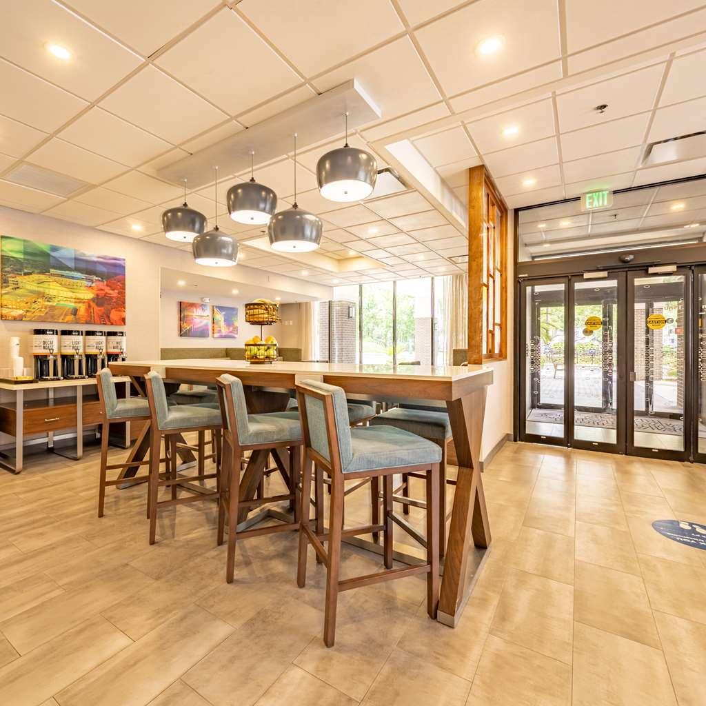 Hampton Inn גיינסוויל מראה פנימי תמונה