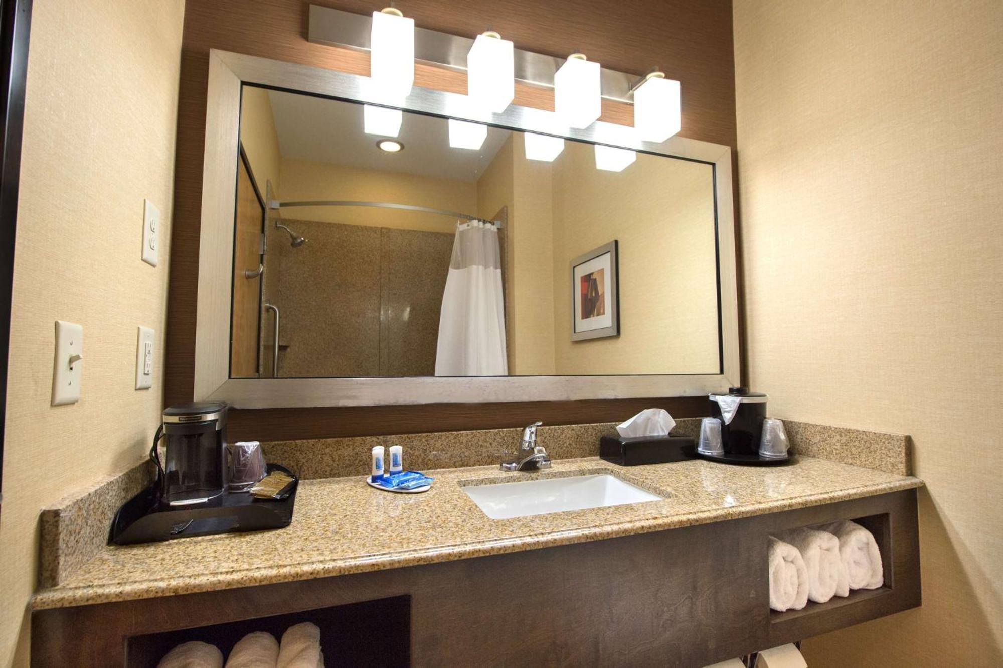 Hampton Inn גיינסוויל מראה חיצוני תמונה